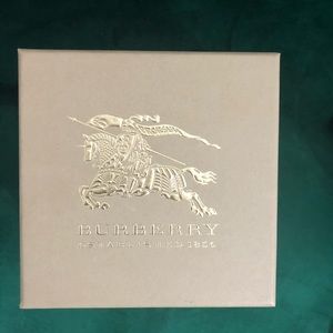 Burberry box